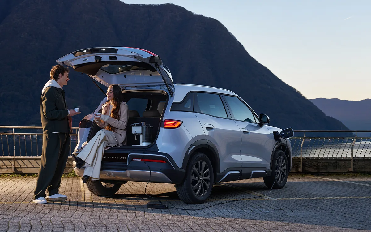 BYD vehicle to load
